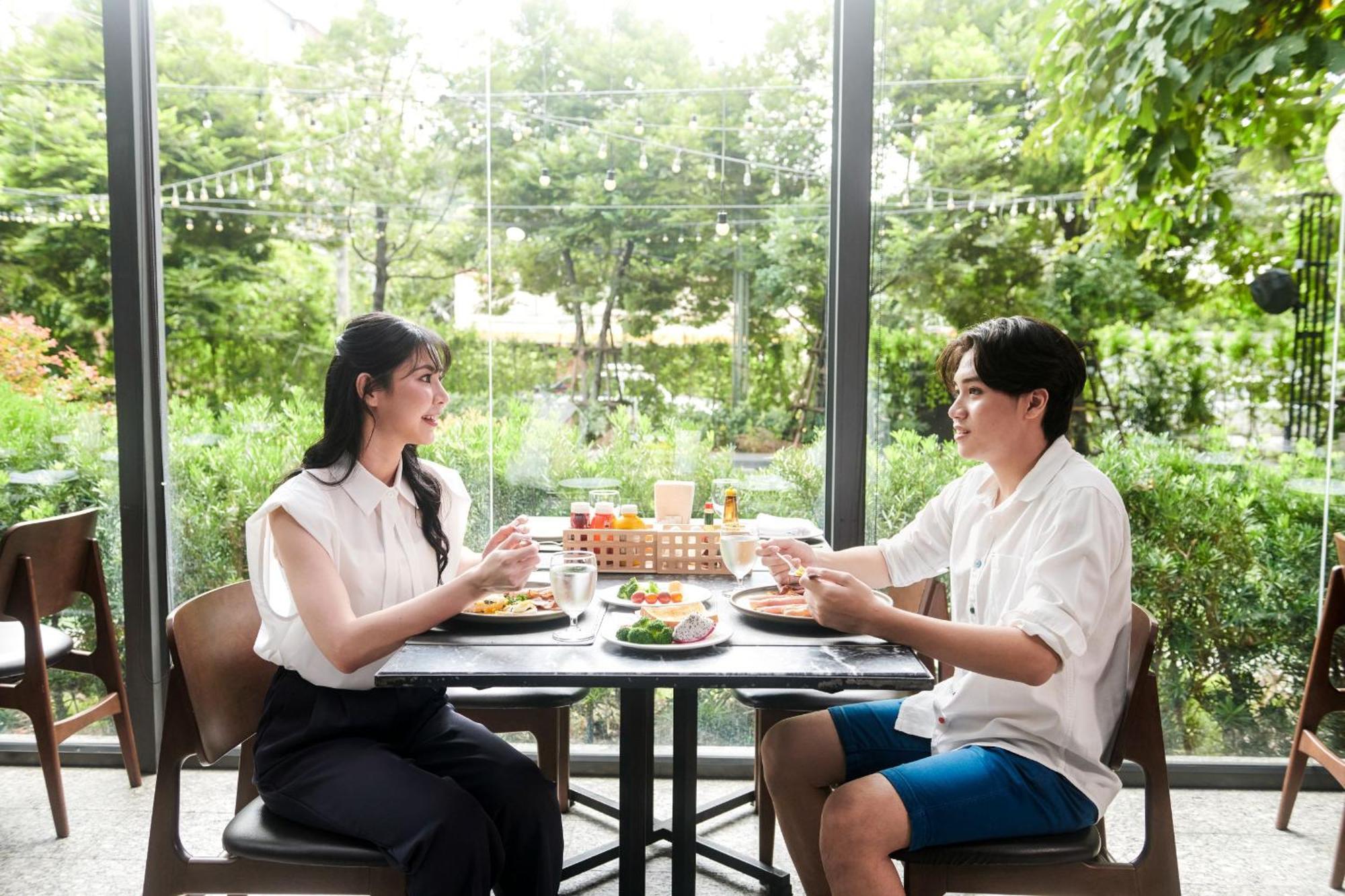 Tk Palace Hotel & Convention Bangkok Luaran gambar