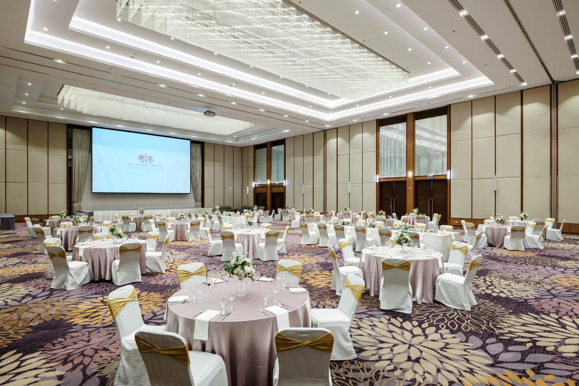 Tk Palace Hotel & Convention Bangkok Luaran gambar