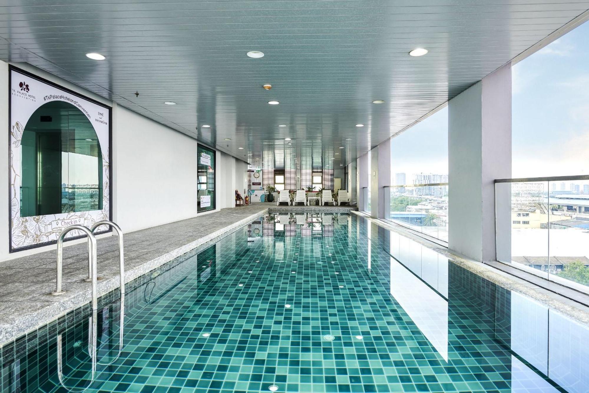 Tk Palace Hotel & Convention Bangkok Luaran gambar