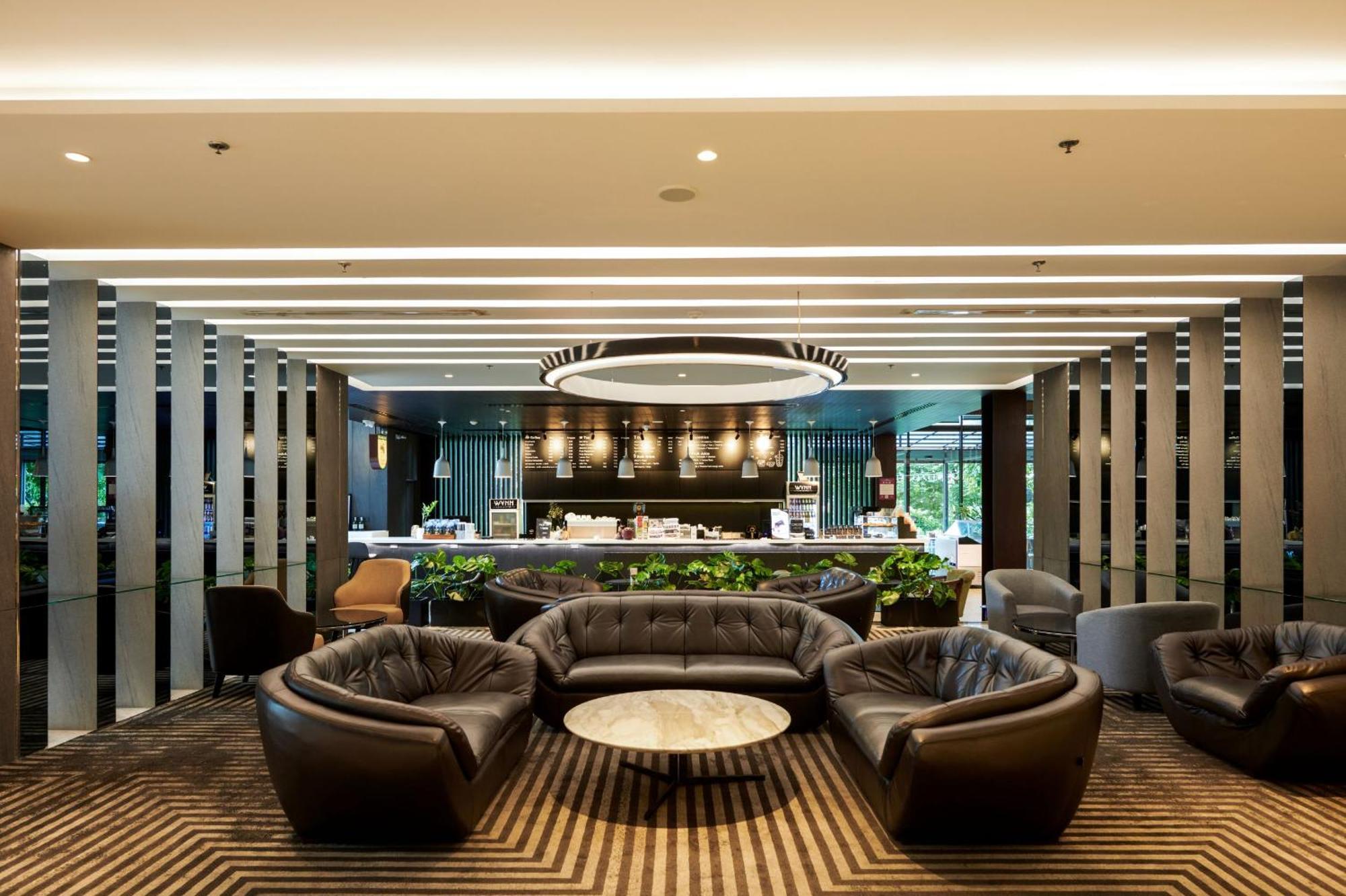 Tk Palace Hotel & Convention Bangkok Luaran gambar